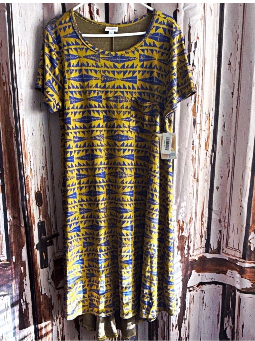 LuLaRoe Carly xl Yellow & Blue Geometric Pocket hi-low dress